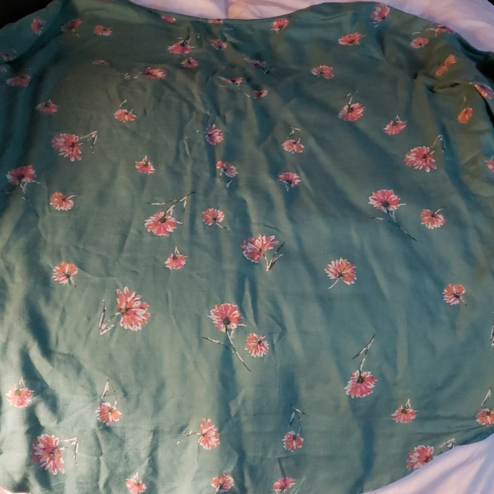 Womens blouse - Picture 3 of 4